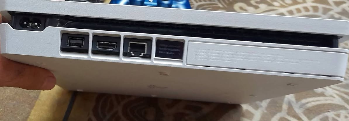 بلي فور سلم للبيع فقط نوعيه البانده لون ابيض جهاز اون لاين اخر تحديث ذاكره500 جهاز لوك ستيكر ماداخل صيانه ابد شرط الفحص جهاز بي حساب بي 20لعبه ملحقاته كامله كارتونه ودفتر جوستك واحد ويا وقرص حرب مكاني بغداد شراي يتفضل خاص ويدلل


**إذا كنت صاحب هذا الإعلان وتريد حذفه لأي سبب، رجاءا أرسل رسالة إلى الدعم الفني**