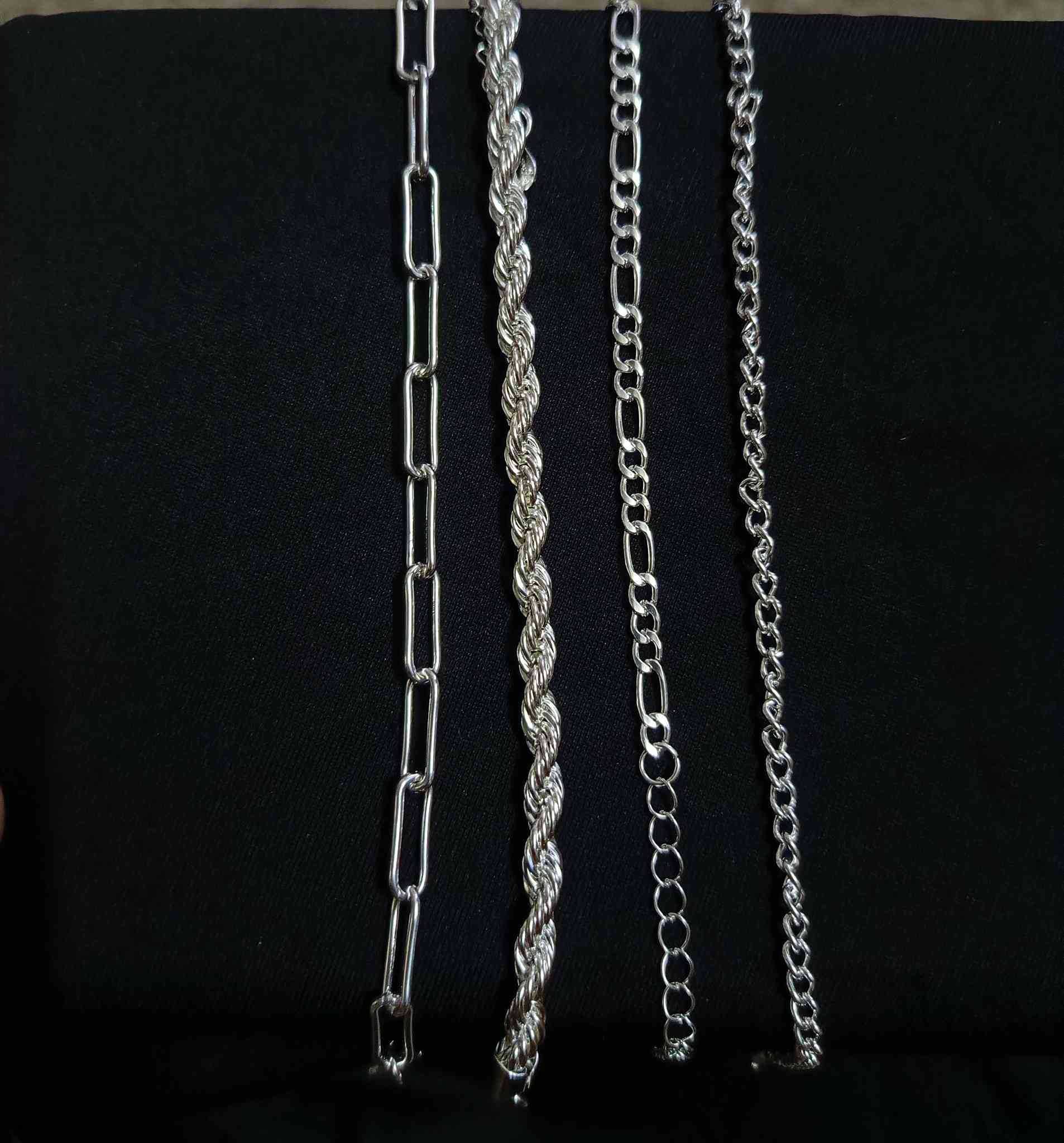 كلهن مختمات 925 فضه اساور رجالية  كلهم ب15 الف


**إذا كنت صاحب هذا الإعلان وتريد حذفه لأي سبب، رجاءا أرسل رسالة إلى الدعم الفني**