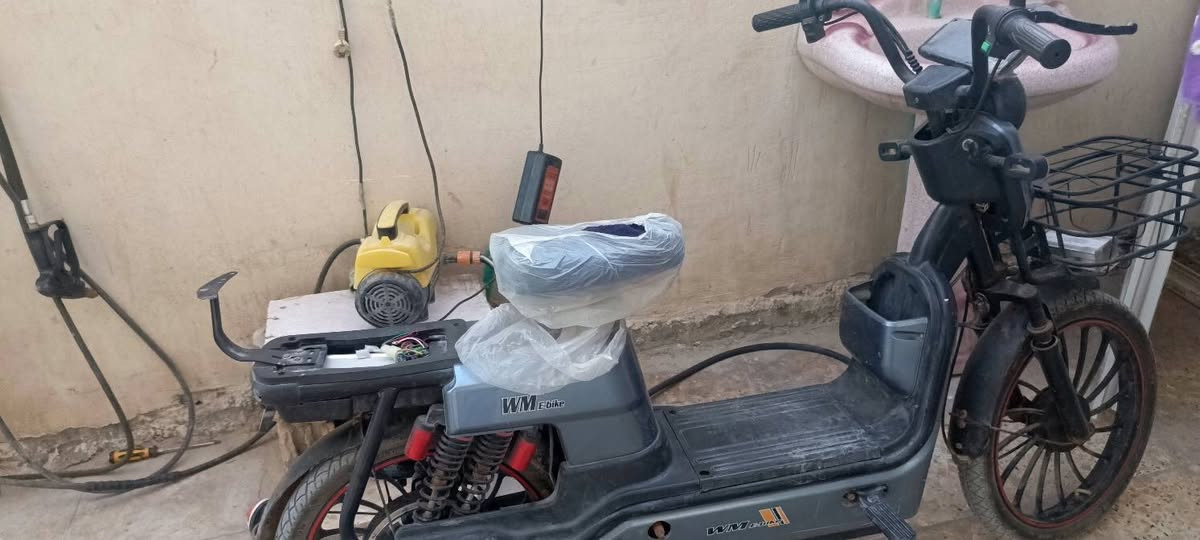 السلام عليكم بايسكل شحن 20ب 200وبيها مجال مكاني سبع البور***********/***********
