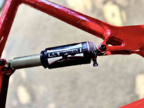 بايسكل جبلي قياس 27.5 من ماركة كانوندل الامريكي للبيع فقط قيم السعر اليرضي الله 
***********
