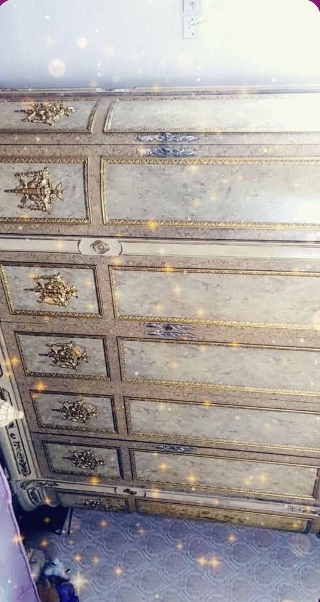 غرفه ملكي ثقيل 4 قطع
جربايه

كنتور 

ميزه ابو المراي 

كوميدي مجرات 

تفاصيل غرفه يحتاجله ترتيبات 

مفصخه لين عندي بناء 

قيم وخذ


**إذا كنت صاحب هذا الإعلان وتريد حذفه لأي سبب، رجاءا أرسل رسالة إلى الدعم الفني**