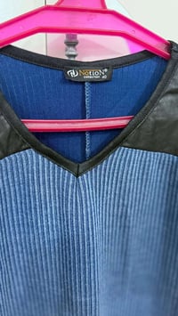 فساتين • أزرق ٤٠ • ماروني ٣٨