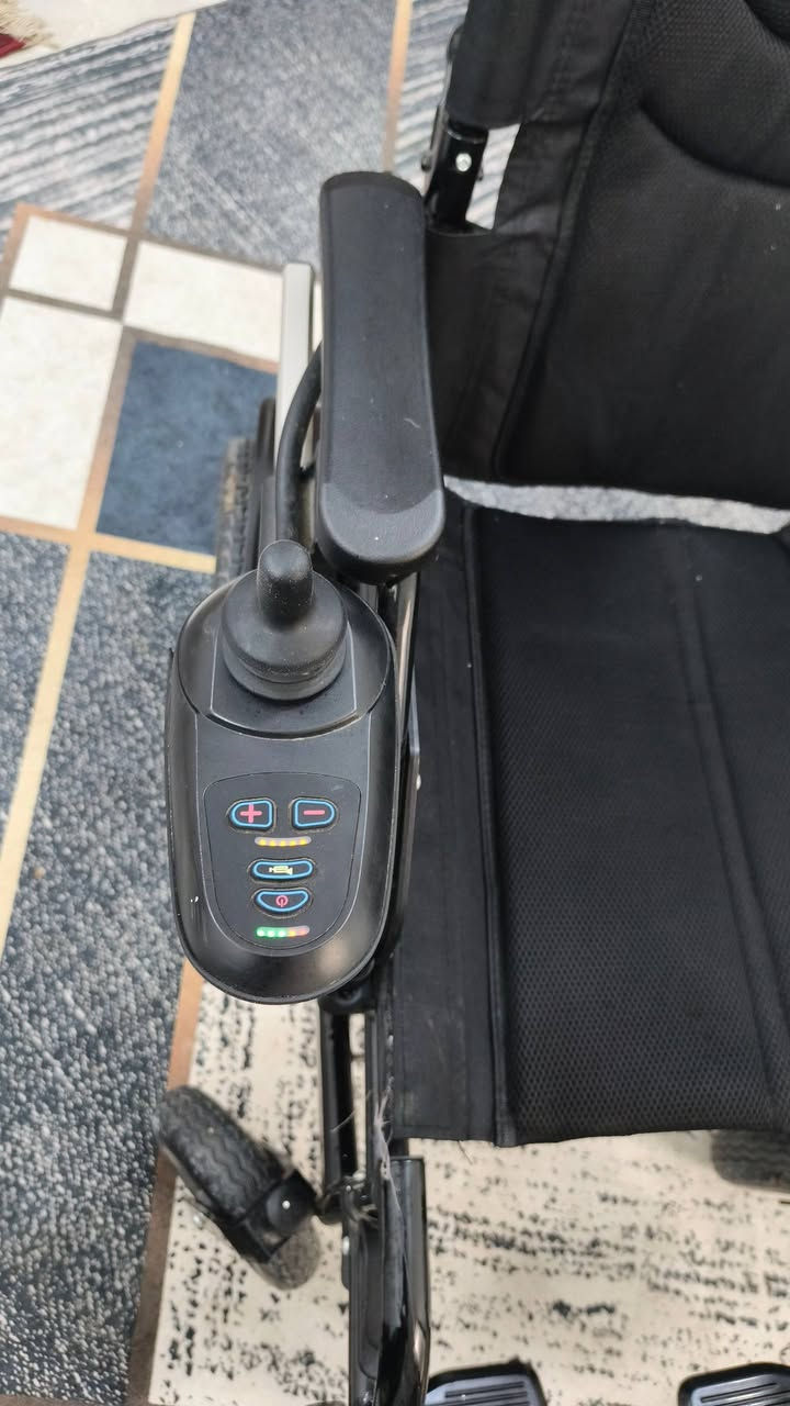 عربانه كهربائية  للبيع عنوان بغداد 
رقم ***********
