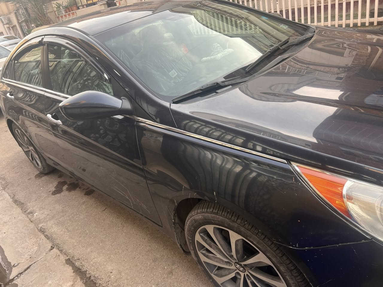 من رخصه الادمن المحترم السلام عليكم للبيع فقط مكان السياره بغداد سوناتا ١٣ فول مواصفات ماعدا الفتحه بيبان بصمه تشغيل بصمه شفتات بالستيرن تدفئه بالكشنات السياره ليبل واحد بدون تبديل فقط رش ٣ قطع جامرلغ خلفي والباب والجامرلغ الأمامي بدون معجون السعر ١١٥ وبيه مجال قليل للاستفسار اكثر اتصل *********** أو ***********
