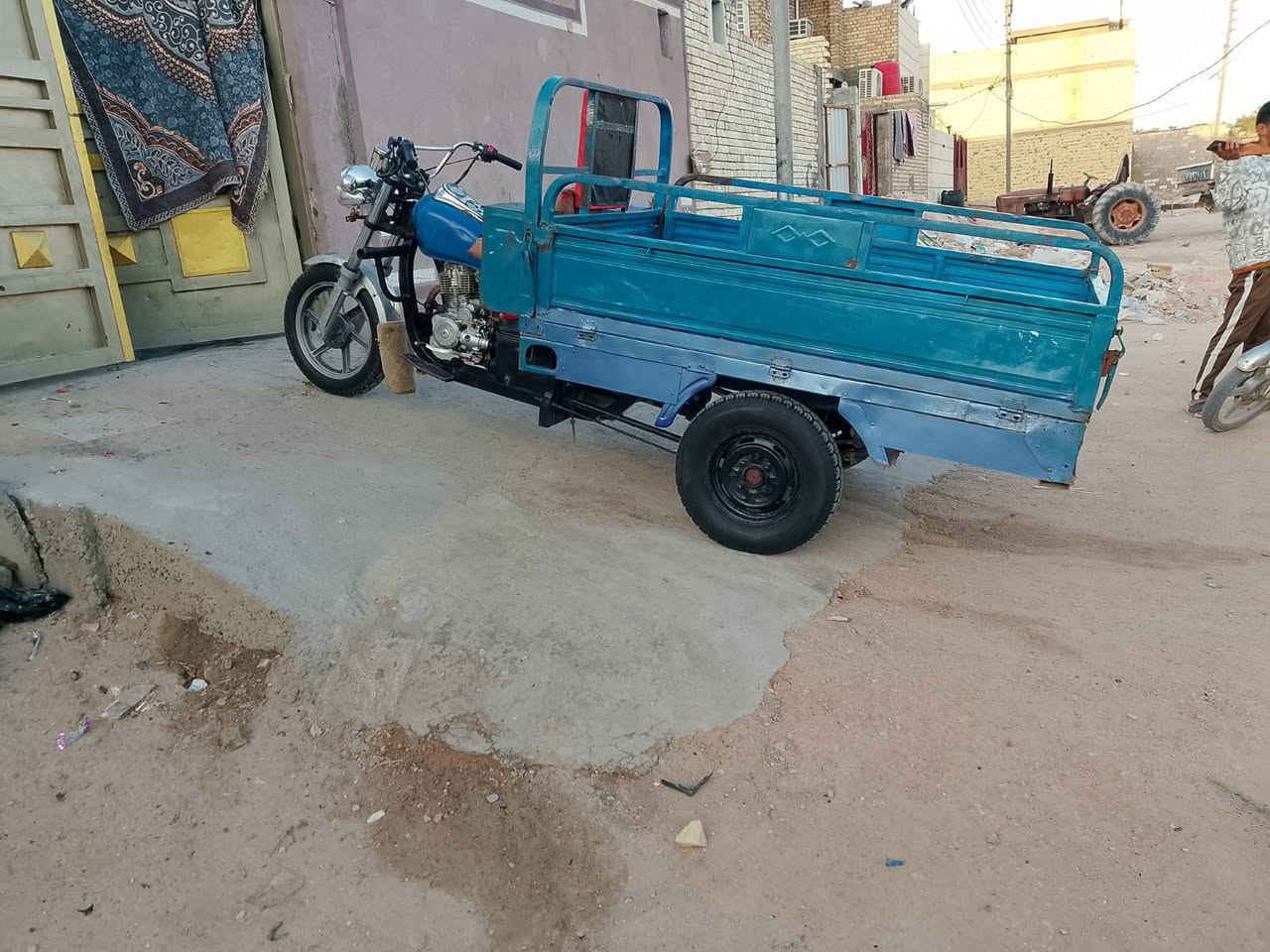 السلام عليكم ستوته 12 نقره سلف محرك لا تنقيص لا تبخير اوراق اصولي باسمي كهرباء كله شغال سعرها 750 مكان كربلاء حي النضال يريده يتصل عليه ***********
