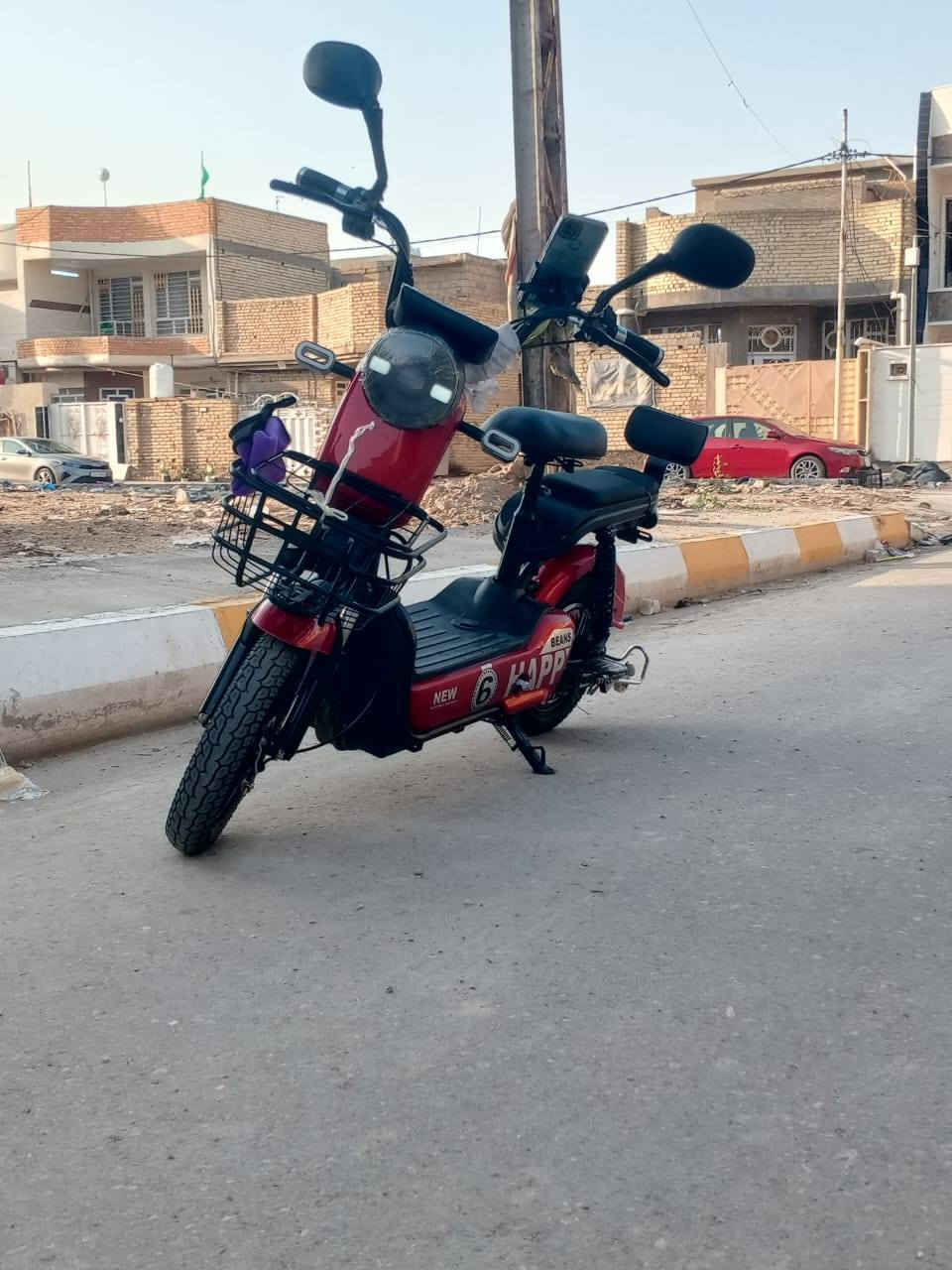 سلام عليكم دراجه شحن للبيع جديد نضيفه  موديل 2024 دراجه تمشي 65 سرعه حقيقي 55  4نمرات  و بيهه اشاير و بيهه نشره جوه  لون دراجه احمر لايت  عالي و ناصي و بيهه مثبت سرعه مواصفات حلوه  و ملف 500 وولت  4 بطاريات و شاحنه دراجه حجم 14  و بيهه  الشاشه  اكو مراوس و بيع  سعر 350و بيهه مجال رقم اتصال ***********
