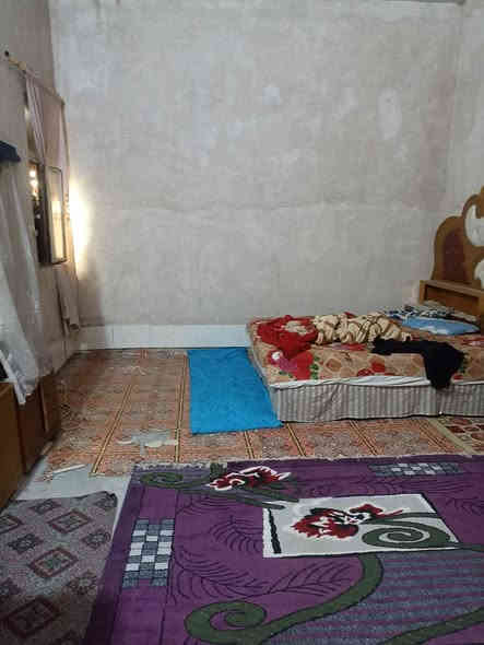 20السلام عليكم بيت 100م للبيع رباط كونكريت ارتفاع 3متر سقف سندويج البيت علنص ماكامل مكان خلف جامعة كربلاء حي الشكر بصف حي تلعفر السعر 18 عقد 35 مسجل يم المختار ***********
