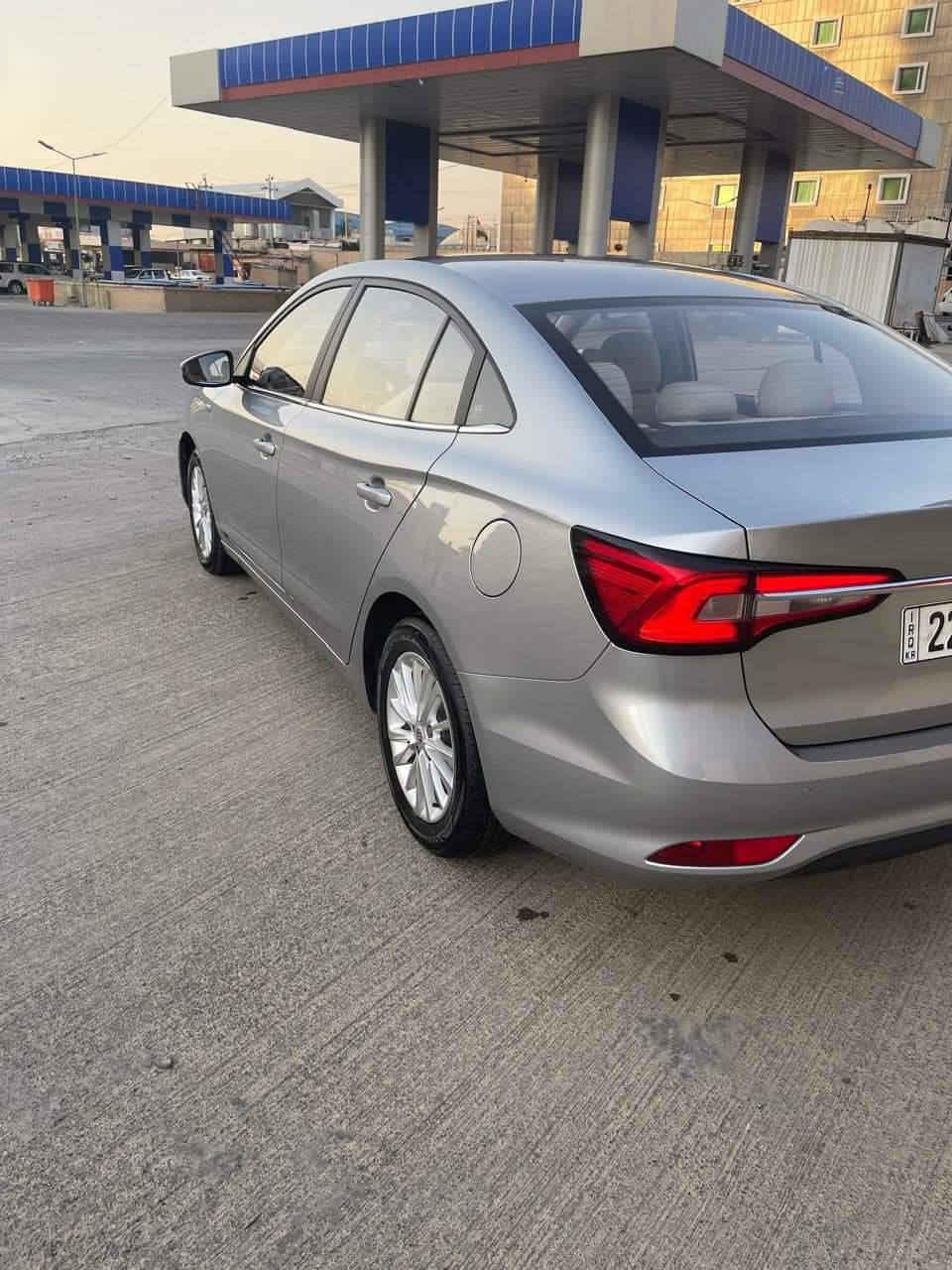 سياره MG 2024 كومفرت
فئه المتوسطه بصمه وسويج عدد (2) وكامره وحساسات وشاشه وتحكم ستيرن جهتين اندرويد اوتو وكار بلي بطاريه جديده
ضمان شركه 6 سنوات باسمي تحويل بشرط الاتصال ع الرقم ***********
السعر 95ورقه وجال للطيبين كولش قليل
رجاء الي يشاهد لايكسر بحلالي ارجوكم
