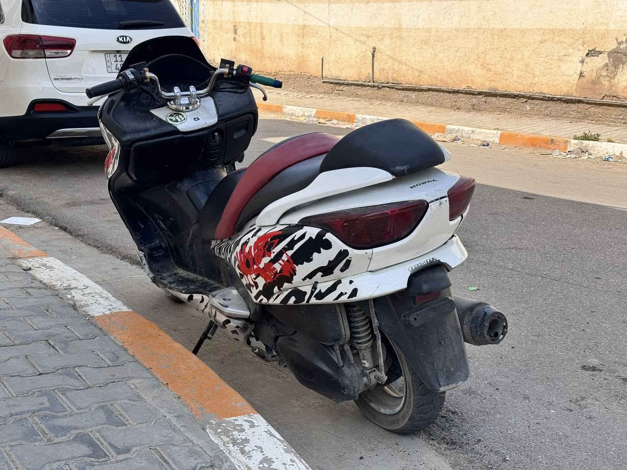 السلام عليكم 
للبيع او المراوس بكير
فورزه8/0 
***********
