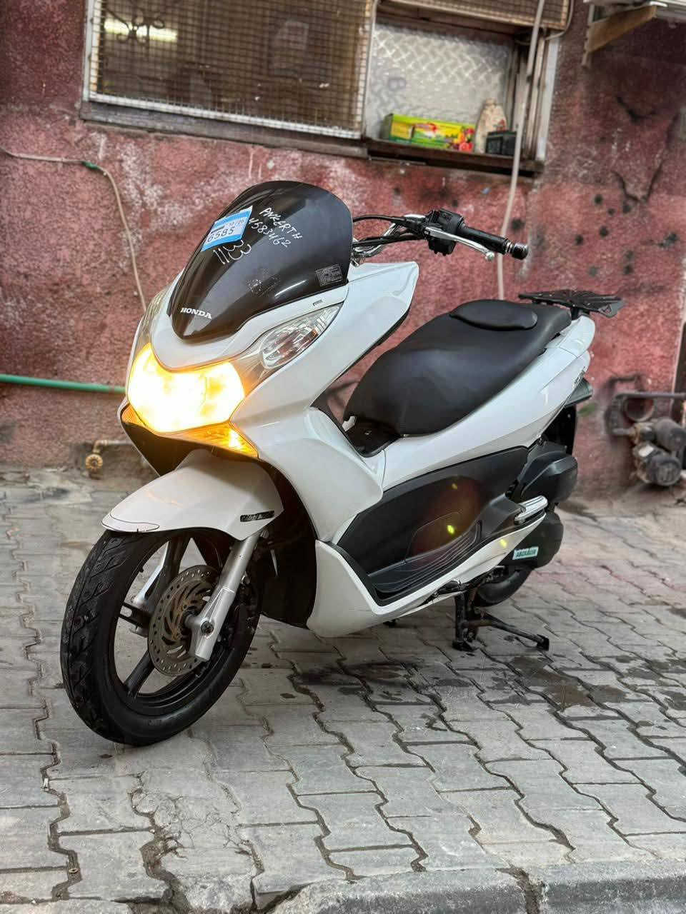 دراجه bcxجيل اول ياباني كامله اي نقص مابيهه شلعه معدل خير من الله مكاني قرب ساحه مظفر السعر مليون بيهه  مجال شراي اتصل ***********
