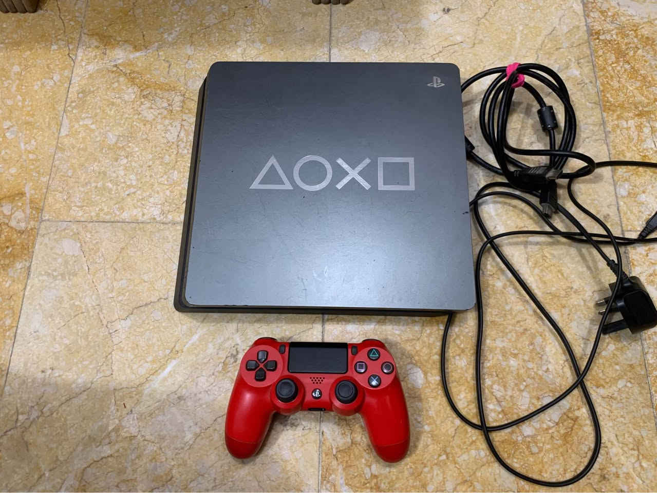‎رقمي ***********

بلي ٤ فور سلم مهكر باندل نسخة Days of Play

 حجم الهارد واحد تيرا يعني ١٠٠٠ كيكه

‎لوك ستيكر ما مفتوح و ما مصلح ابد
‎ نضام 12.50
‎مهكر عن طريق القرص
‎بي 17 لعبه 
‎ويا جوستك وحده اصليه حمره
 
‎يحتوى على العاب كلش حلوه و حديثه:

‎

1. PES 2026 World Cup Edition بيس 2026 نسخة كأس العالم
2. GTA V / جي تي أي 5
3. Call of Duty: Modern Warfare / كول اوف ديوتي (MW)
4. Red Dead Redemption 2 / ريد ديد 2
5. Days Gone / أيام مضت
6. God of War / كود اوف وار
7. Call of Duty: MW2 / كول اوف ديوتي (MW2)
8. Minecraft / ماين كرافت
9. It Takes Two / ات تيكس تو
10. A Way Out / اواي اوت
11. Spider-Man / سبايدرمان
12. GTA: San Andreas / جي تي أي: سان اندرياس
13. Resident Evil 3 / ريزدنت ايفل 3
14. Poppy Playtime / بوبي بلاي تايم
15. Plants vs. Zombies / بلانتس ضد زومبيز
16. Just Cause 3 / جست كوز 3
17. A Plague Tale / حكاية الطاعون
اغلب اللعبات معربة

‎تجي تفحصه و تاخذه

‎السعر  325 ألف 
‎مكاني بغداد اليرموك 
توصيل ماعندي
‎واتساب 
*********** بغداد, العراق
