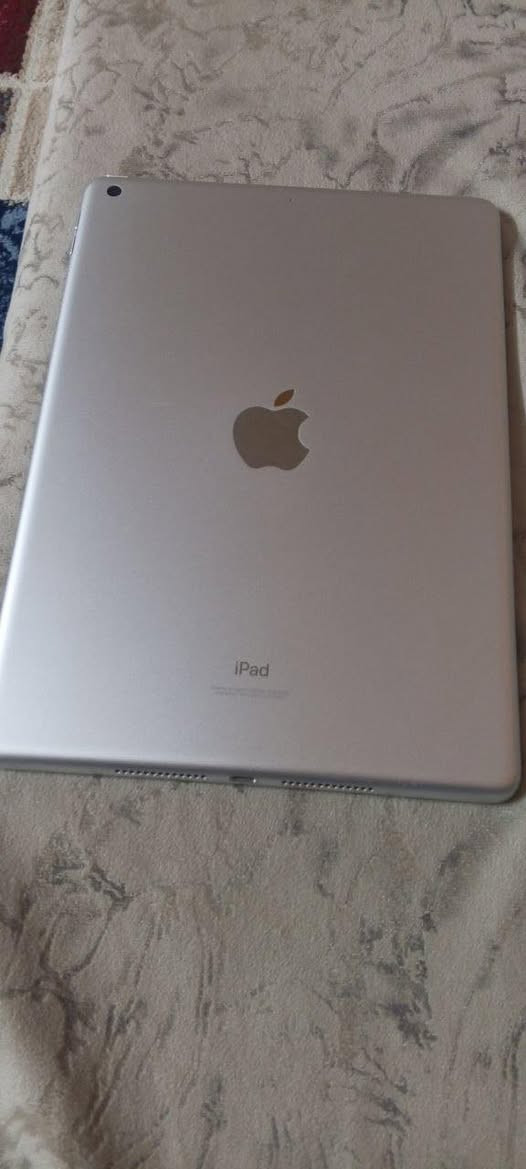 ايباد 9 (الجيل التاسع)
ذاكره 64
امريكي LL/A
نموذج m اصلي
بطاريه 88 اصلي مامبدل
غير داخل للصيانه • مفحوص حاسبه
النظافه 99‎‎%
الملحقات : شاحن + درع شاشه عليه + كفر
السعر 325 الف وبي مجال
مكاني كركوك
لا يتوفر خدمه توصيل


**إذا كنت صاحب هذا الإعلان وتريد حذفه لأي سبب، رجاءا أرسل رسالة إلى الدعم الفني**