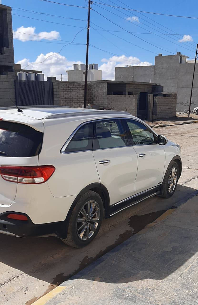 كيا سيرنتو 2015 – أبيض – رقم أربيل
🚗 محرك 4 سلندر
🌞 فتحة بانوراما
🔝 فول مواصفات
❄️ تبريد 3 قطع
🔄 فور ويل دفع رباعي (تحكم)
🪑 مقاعد جلد (كشنات جلد)
⚙️ المحرك والگير شرط
🔧 الملاحظات:
بيها صبغ جامرلخ الأيسر بشكل خفيف
تعديل بارد بالصندوق الخلفي،،+ (أثر حالوب بالبنيد خفيف جداً)
💰 السعر: قابل للتفاوض للجادين يوجد سونر جديد
📞 للاستفسار الاتصال: ***********
