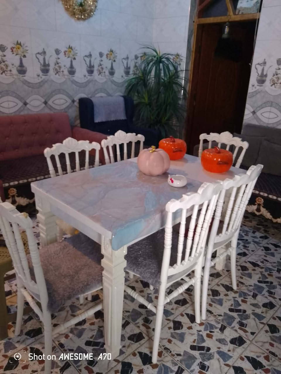 ميز طعام نضيف ومستعمل قليل اخو لجديد للبيع سعرة 200و بي مجال


**إذا كنت صاحب هذا الإعلان وتريد حذفه لأي سبب، رجاءا أرسل رسالة إلى الدعم الفني**