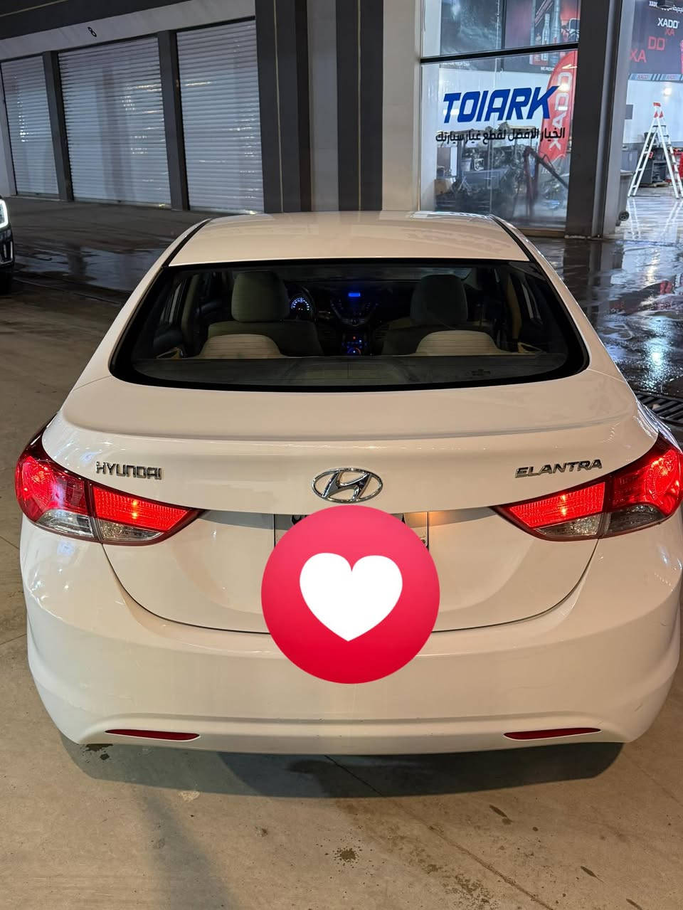 السلام عليكم النترا موديل ٢٠١٣ فول موصفات سلايت داخل صاج فول عدا بصمة السيارة كفالة هامة من دعامية لدعامية فقط شبر بارد بيها باب خلفي  محرك ١٨. محرك وضع شركة مامفتوح وكير شرط سيارة جاهزة ملو جديد تايرات وطخم كلو جاهز ماشية ١٤٠ حقيقي السعر ١٣٧ بي مجال  ***********
