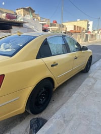 سوناتا 2010 سياره حلوه ونضيفه مكينه 2400 رقم 07779373608