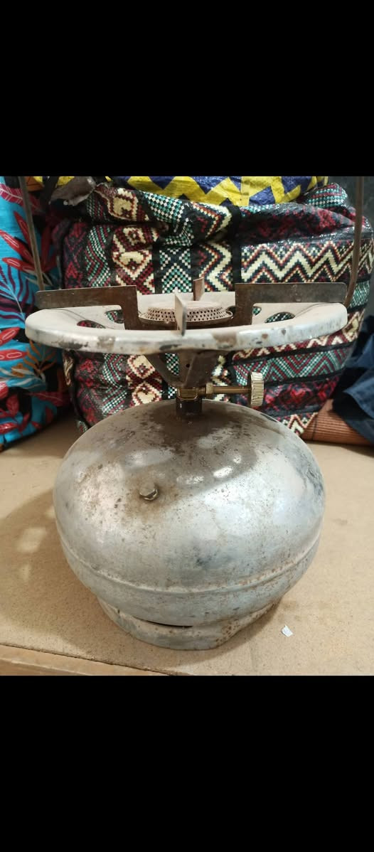 غراض منزليه للبيع
..مكيف ميديا 
مكنسه كهربائيه 
كاونتر 
فلتر ماء بلازمه 
فرن اوفن شوي 
مبرده ثنين ونص 
كوزان مال غاز


**إذا كنت صاحب هذا الإعلان وتريد حذفه لأي سبب، رجاءا أرسل رسالة إلى الدعم الفني**