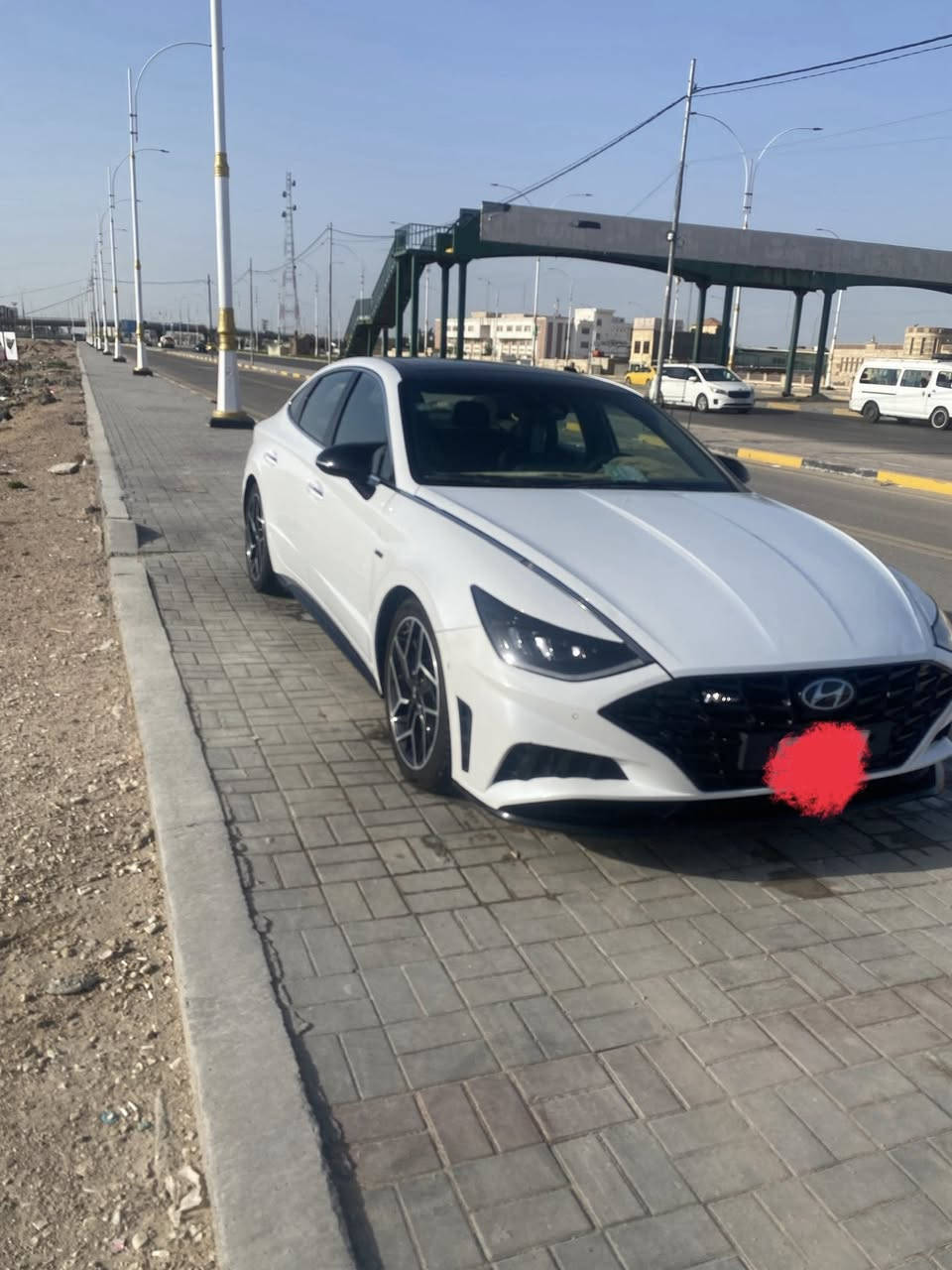 سلام عليكم سوناتا موديل 2021 فئة ال N  معروفه المواصفات محرك 2500 توربو صور الحادث مرفق والسونار مرفق السياره معوقين مكانه السماوه
صوره الحادثه مرقفه والسونار مرفق  للبيع او مراوس عادي للتواصل واتساب ***********
