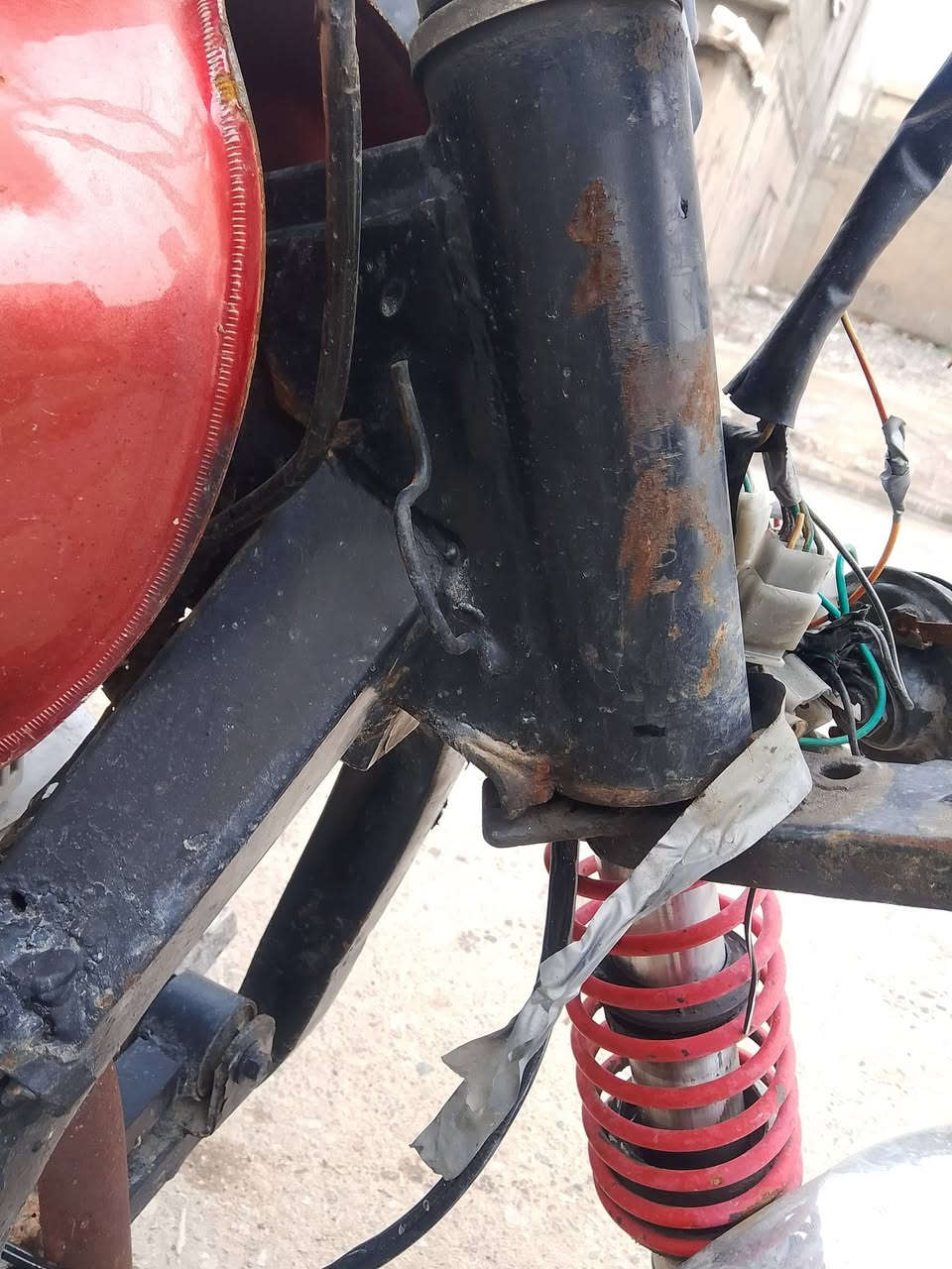 السلام عليكم ستوته اللبيع موديل 16مكينه23 مكينه تحريكه ومعدل وياله نضاف شاصي مامكسور دبلات شغاله فول ستوته مال مخضر مابيها بودي عل وضعها أبيعها السعر 750وبيها مجال شراي علق. وتعال خاص


**إذا كنت صاحب هذا الإعلان وتريد حذفه لأي سبب، رجاءا أرسل رسالة إلى الدعم الفني**