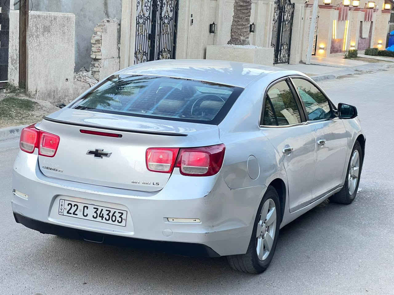 السلام عليكم للبيع ماليبو خليجي 13 حادث جاملغ خلفي مصبوغه حزام اثر طخطخات بجم كبس مكينه 2400  السعر 68 مكان بغداد حي الجامعه تلفون ***********
