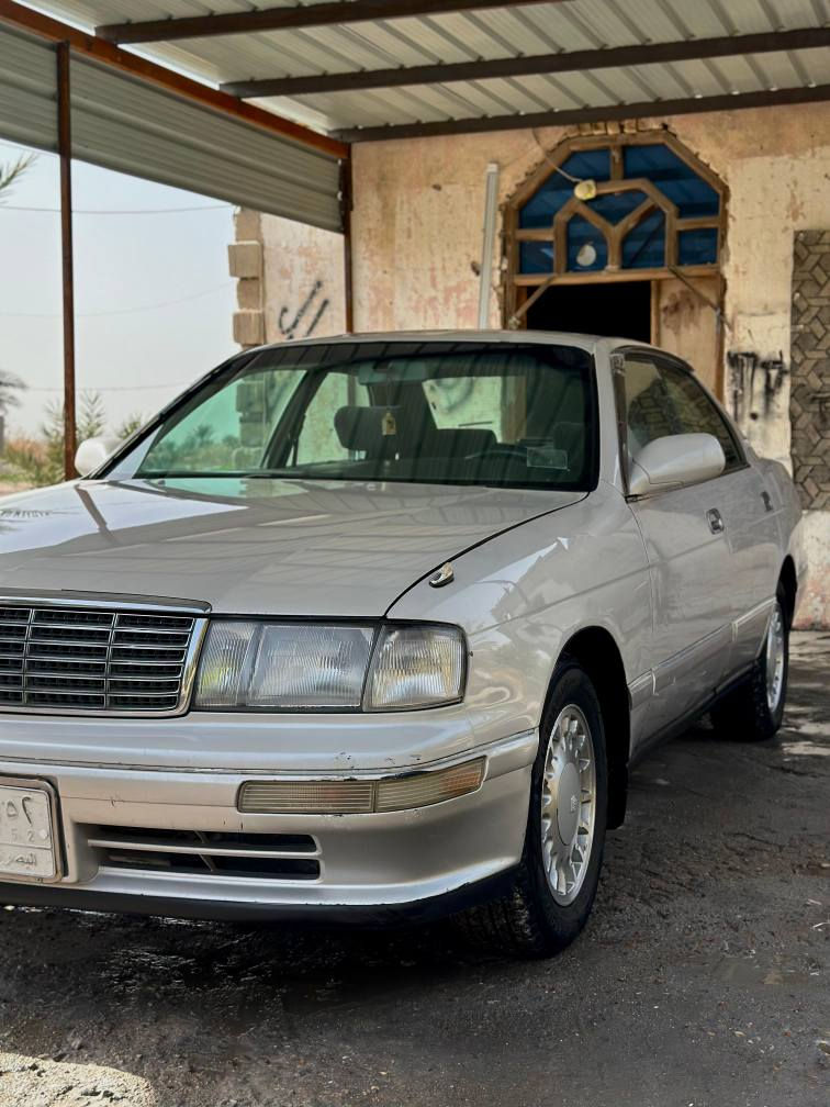 بطه فصل لؤلؤي 1992 رقم بصره سنويه 2027 كفاله من الضرب و الكص و النقل جثه و الصبغ تبريد شغال حداده جديد كير ومحرك جديد تخم تاير السعر 69 وبيه مجال بسيط الاتصال *********** المكان بصره قضاء المدينه البصرة, العراق
