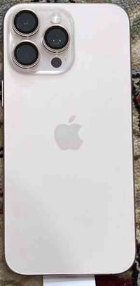 ايفون 16 بروماكس ذاكرة 256 استعمال شهر نضافة 100‎%‎ بطارية 100‎%‎ ضمان...