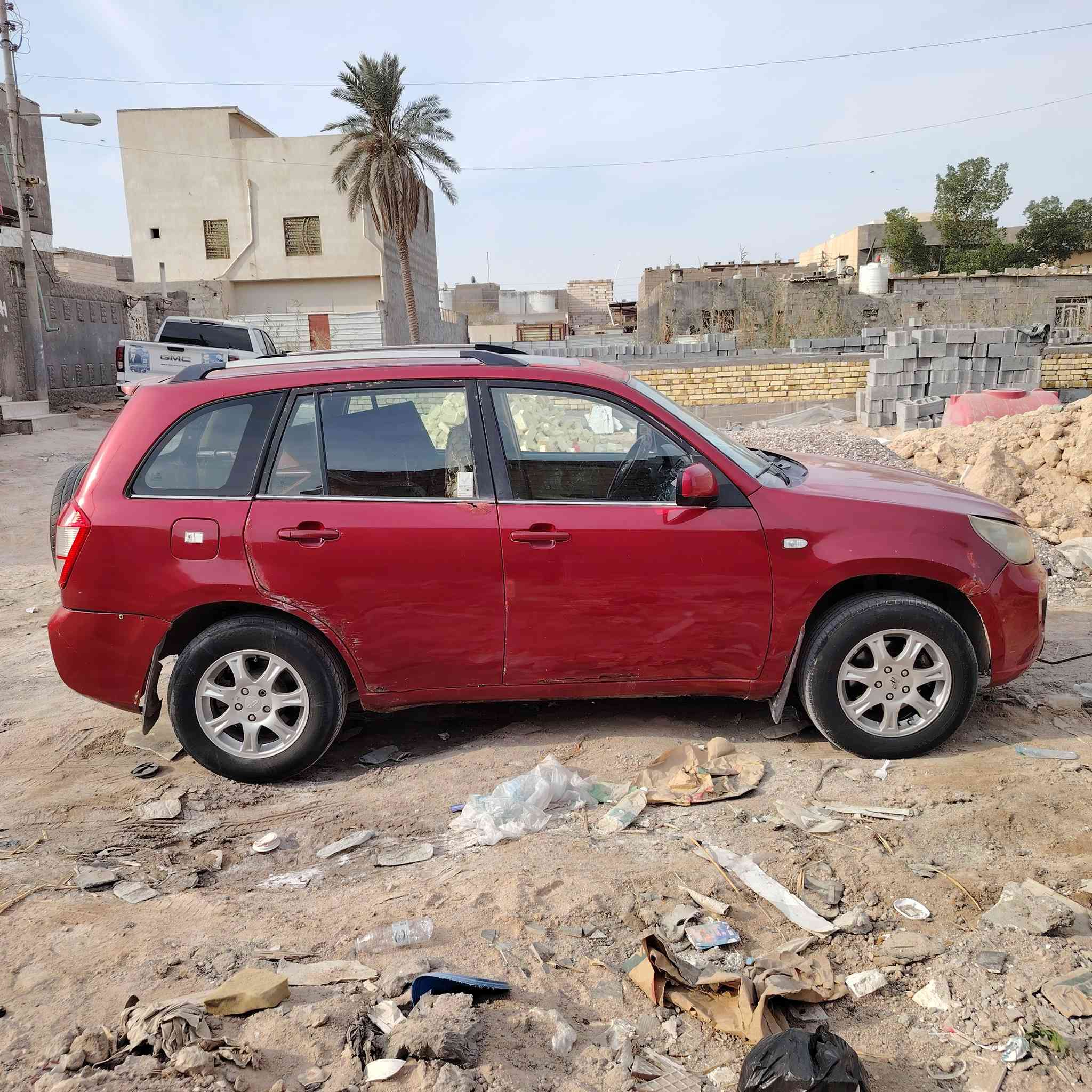 سلام عليكم سياره تيكو شيري 2013 سياره بسمي سياره بيه حادثه باب خلفي وبيه خياس قليل  سياره حلوه محرك وكير كفاله سعرها 40 ورقه اوبيها مجال رقمي ***********
