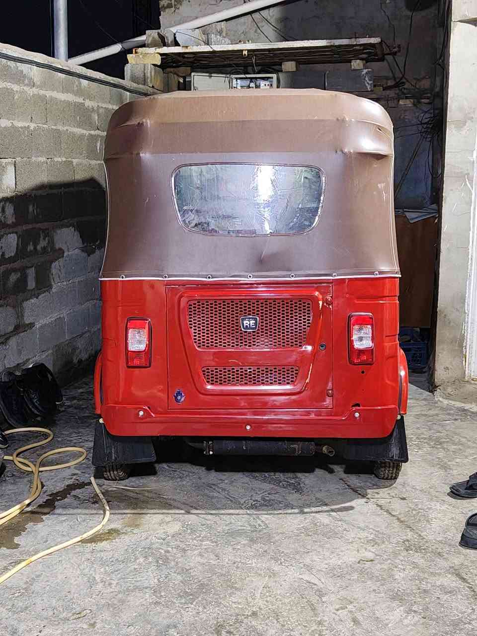 السلام عليكم شباب شباب تكتك موديل 22 داخله بل 23 شهر الواحد مضلع التكتك تكتك خير من الله حلوه وما ناقصها شيء تكتك معمره بيها الدوس مكينه مكفوله من التنقيص والتبخير يعني تاخذها لا تنقص ولا تبخر جاهزه لاخر حبايه بوجهك للشارع العنوان بغداد مدينه الصدر والسعر اتصل وتدلل الرقم الاول *********** الرقم الثاني اتصل وتدلل ‏‪0771 390 1299‬‏ رقم سنويه انجليزي باسمي تحويل ثاني يوم حتى هزه داخله
