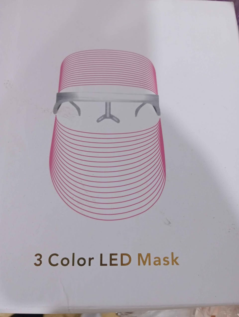 بشرتچ حتصير مراية! وداعاً للعيادات والمصاريف، العناية صارت يمچ بالبيت."

"هذا الجهاز مو بس شكل، يشتغل بـ 3 ألوان وكل لون إله فايدة:
​اللون الأحمر: يشد البشرة ويحفز الكولاجين.
​اللون الأزرق: يعالج الحبوب ويصفي الوجه.
​اللون البرتقالي (أو الأصفر): ينطي نضارة ويفتح لون البشرة.
سهل الاستخدام، بس تلبسيه مثل المناظر وتخلي بشرتچ ترتاح." البصرة, العراق


**إذا كنت صاحب هذا الإعلان وتريد حذفه لأي سبب، رجاءا أرسل رسالة إلى الدعم الفني**