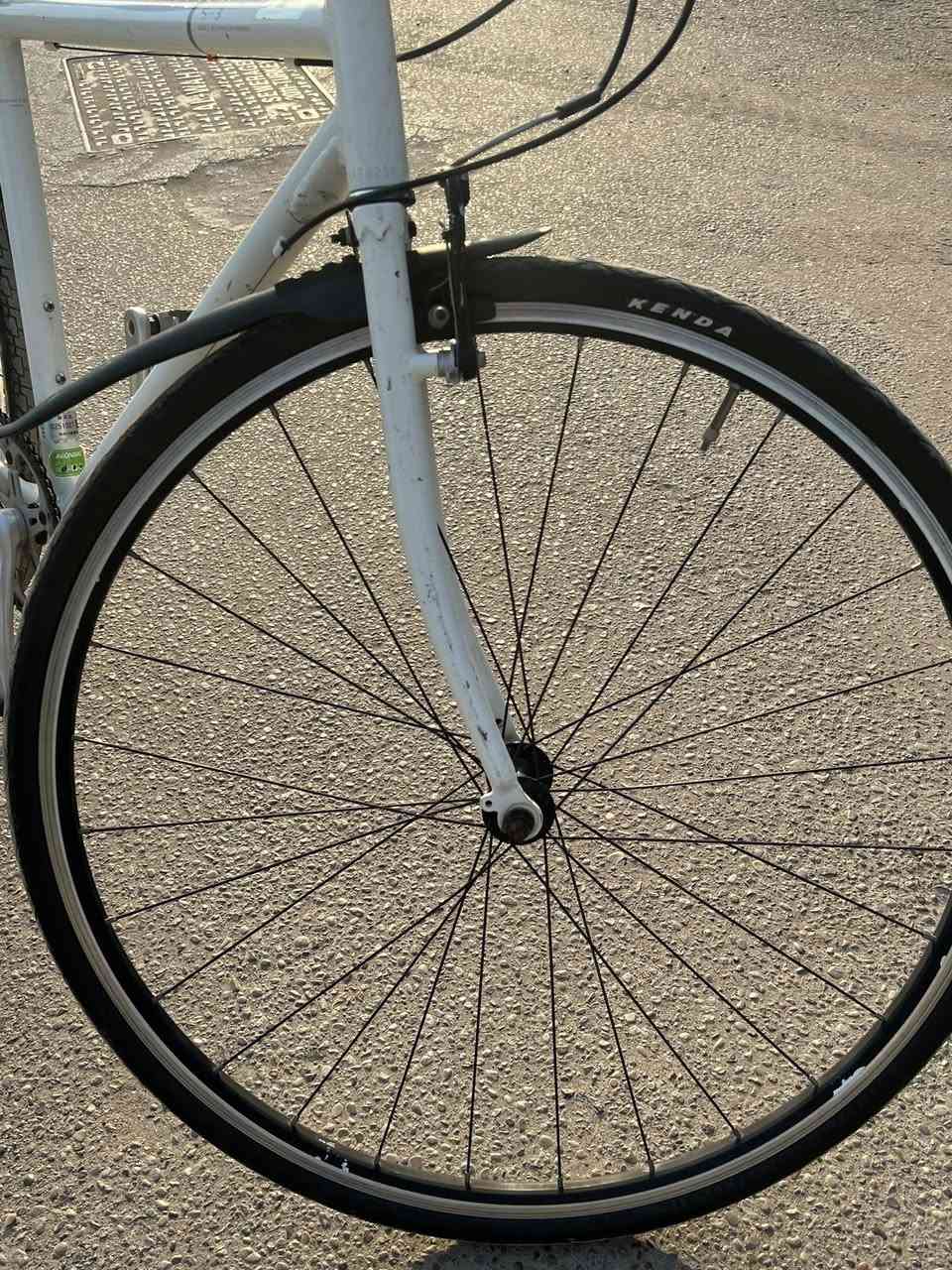 السلام عليكم
🫸🏼c700🫷🏼للبيع
ياباني اصلي
الحجم:26
الكير:1*7
اللون:ابيض
العنوان:بغداد قرب مدينة العاب السيدية
باقي التفاصيل اتفضل خاص
_____________________
