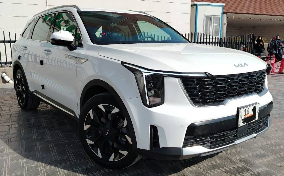 سورنتو 2025 ( خـليـجـي )
كفالة عامةV6رقم قادسية 
ويل 20 داتاشو 
دبل كامرةكشن كهرباء 
حساس امامي وخلفي
كير ماوس سايد بريك كهرباء
جنطة كهرباء ماشية 15 الف قابل للزيادة 
تريد مداور تريد وكالة
مكاني سماوة
موبايل//***********
