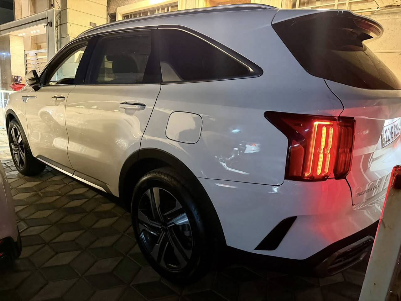 سورنتو خليجي محرك 6 سلندر بانوراما فول مواصفات 2023
:
الرجاء قرائة المنشور اسفل الاعلان قبل الاتصال 
:
السيارة ماشية 45.000 كيلو حقيقي 
بانوراما . كير ماوس . ويل 19 
كشنات كهرباء الامامية السائق والراكب 
صندرق كهرباء .. حساس امامي وخلفي 
والخ ... من المواصفات الباقية  
:
السيارة ب اسمنه رقم اربيل شرط التحويل ما اسوي وكالة
مكفولة من الصبغ بيهة فقط ملاحضات بسيطة ذاكرهة 
بالفيدو مع المنشور .. كير ومكينه بلادي .. بعدهة بتايرات
الشركة يعني مشي حقيق .. مكان السيارة بغداد / شارع فلسطين
:
السعر 29.500 = 295 ورقة 
المهندس علي ***********
