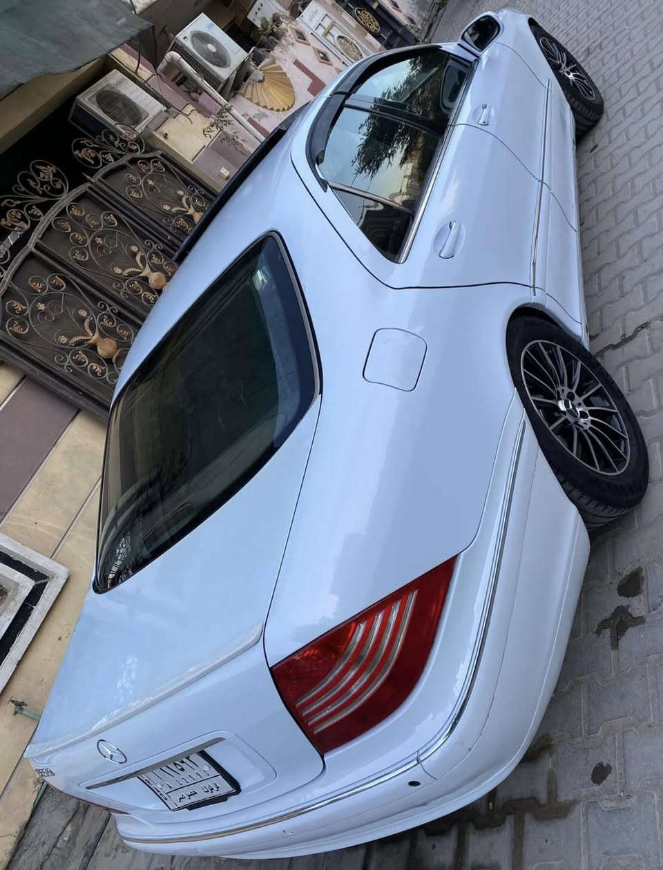 للبيع غواصه موديل 2002 اصل وارد اليابان بدون ضرر وكص بلاديه 
محرك كير حداديته كهربائيات الخ .. وضع شركه حجم 320 فول موصفات للاخير سلايد برده كهرباء كشنات كهرباء وهيتر لايت عدسه زنون مري شفط ويل كب اصلي 
شاشه وسستم صوت تحكم ستيرن 
الخ ... 
سياره بلاديه وجاهزه تخم تاير باتري زيوت فلاتر الخ ... جدد 
مكانه بغداد العطيفيه والسعر 68 
ملاحظه / 
رقمه كركوك قرار 48 فقط وكاله بدون تحويل مفحوصه وبيه كتاب تسجيل وعائديه ورسوم لحد مينفتح القرار .... 

***********
