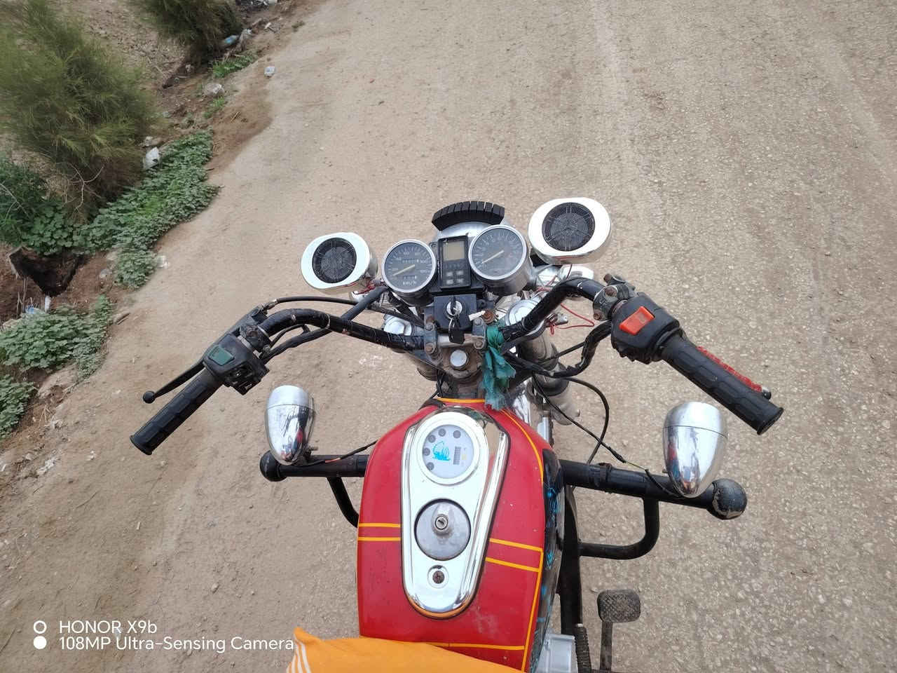 السلام عليكم ستوته للبيع موديل 17مكينه 21اوراق اصولي مكفوله كفاله عامه كهربائيات كله شغاله السعر مليون250 وبيها مجال العنوان بابل الشوملي الرقم ***********
