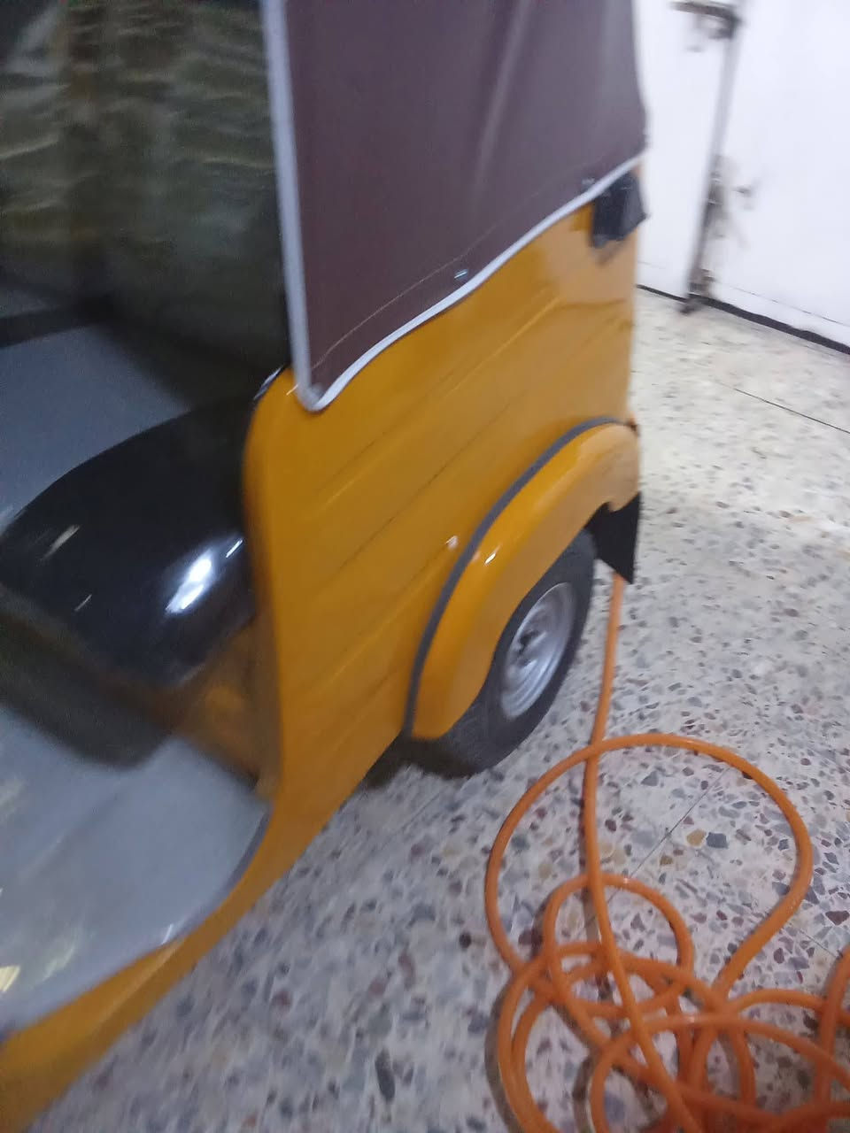موديل 2020رقم انكليزي بيه لغد معمر وصفحه اتجيب وياك فيتر وتفحص مكانه الشعب مامتواجد عل فيس
***********
