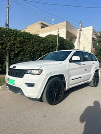 جيب بلاك توب 2019  حادث خفيف  ممشى قليل  كير ومحرك وشاصي كفاله عامه  ف...