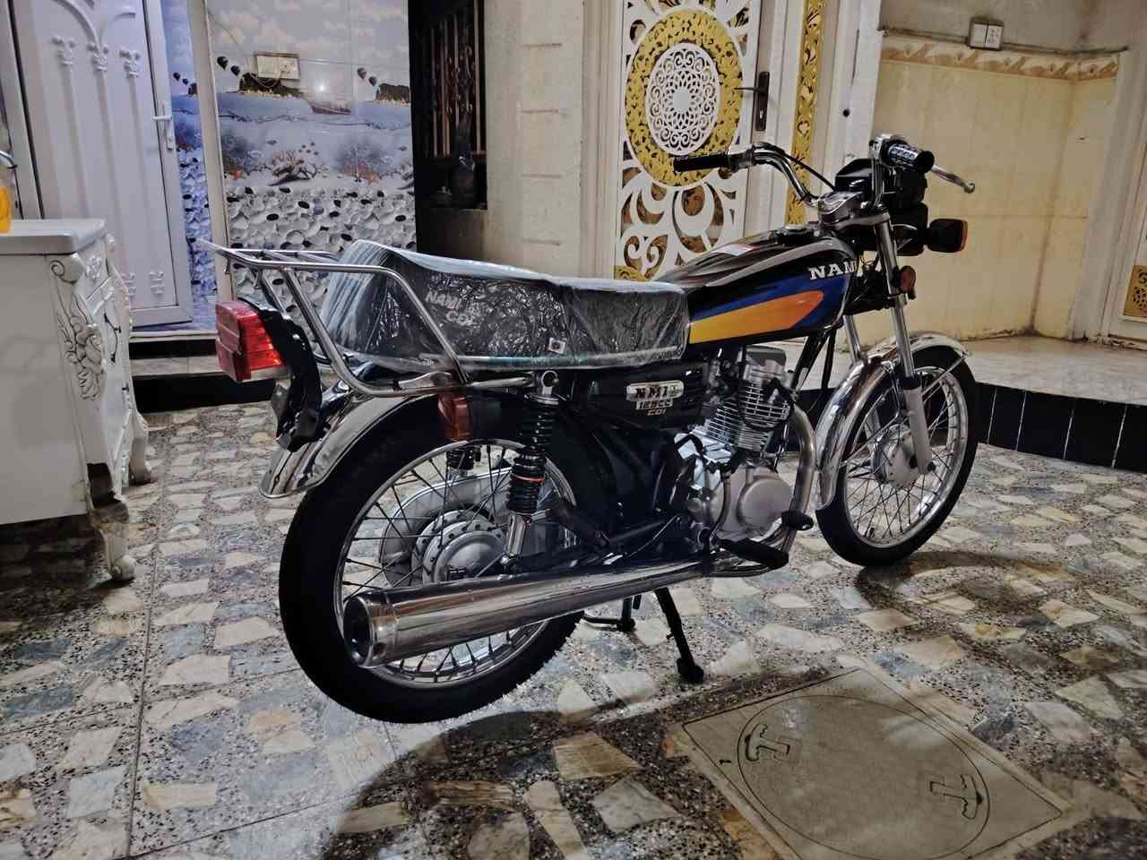 البيع نامة شلامجة مديل 22 أوراق صولي والدراجة الجديدة كلش ومابيهة الي نقص وسعر مليون 150 وشراي ينتصل *********** مكان البصرا من الدخلي
