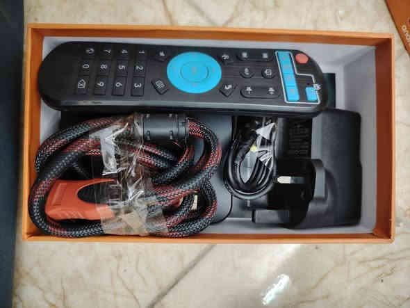 السلام علیکم شباب سینمان سعرها 20,000 مع التوصيل کامله وشغاله وشرط الفحص ***********
