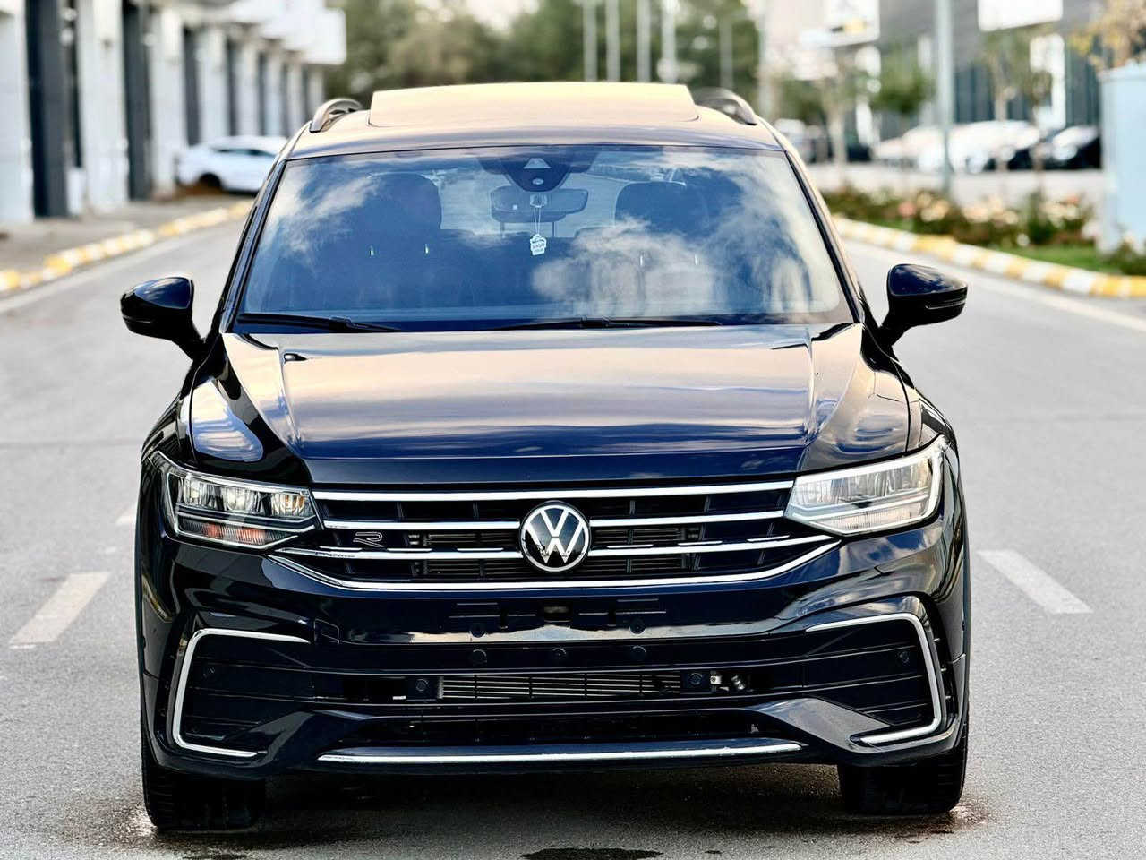 بــــســمـ اللــە الرحـمان الرحـیمـ
              VW TIGUAN 2024
تيگوان بلاک ئیديشن ٢٠٢٤ R line
 مواسەفات :- فول مەکینە 2.0  4 بستۆن 
نرخى/١٥٧$ وەرەقە
‎:- بانۆراما »رادار» سنوق شەفت» کوشن کارەبا»کوشن هیتەر» کەشن جلد»کوشن خەزن» کامێرا»شاشە گەورە
شاشە لەمس»٧نەفەری» تەبرید مەرکەزی»زۆری تر 
تەنها بۆنیت بۆیاخە .. بێ ناوگرتن . 
٤٠/٠٠٠ مایل ڕۆیشتووە /// ٣ مانگ کاتی لەگەڵە
بۆ زیاتر زانین پەیوەندی بکە 
***********
»»«»«»«»»»»»«»«»«»@«»»»»»«»«»«»«»«
                تيكوان بلاك اديشن ٢٠٢٤ R line
المواصفات // واحد على واحد 
٤ سلندر ::: محرك 2.0    قوة الحصانية 261 hp  
عزم 400 NM
بس بونيت صبغ بدون دواخل ارباك بس ستيرن طاك 
رجعة سيستم .. ٧ راكب .. ٣ مقعد
٤٠/٠٠٠ ميل ماشيه 
رقم كاتى ٣شهر ويا على مود رقم الشمالية
هذا رقم ع استسفار 
*********** السليمانية, العراق
