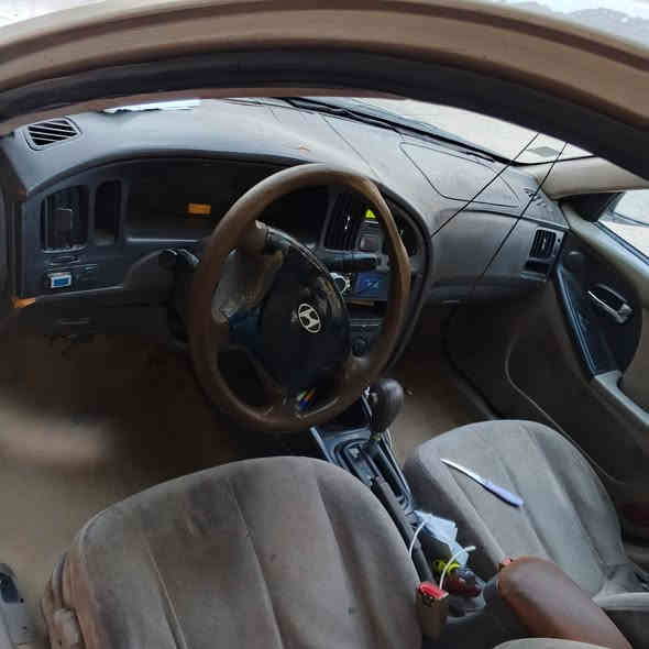 النترا موديل 2006محرك 2000تبريد ويا السويج سعر 60بي مجال رقم بغداد رقم تلفون بي وات ساب***********
