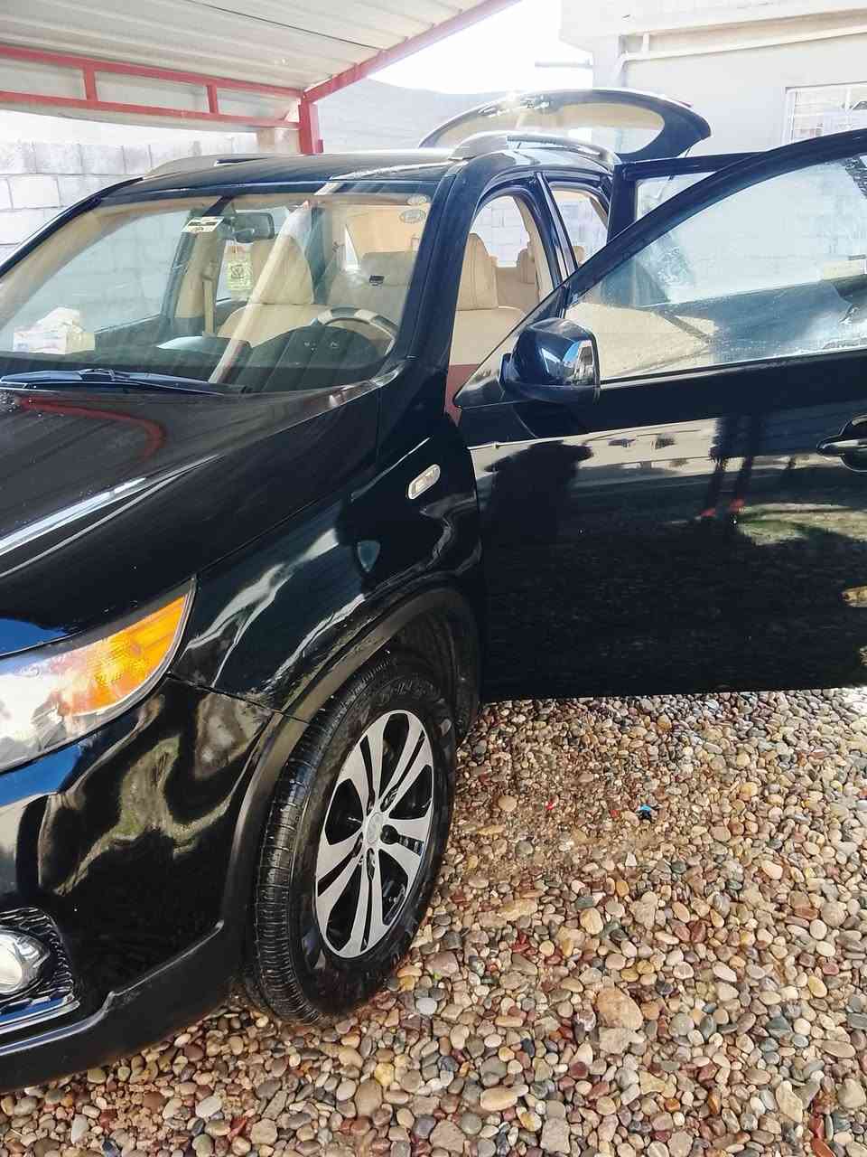 سيارةسورنتو موديل 2012رقم أربيل بسمي محرك 4مابيهةشي مبدل السعراتصل وتدلل رقم  ***********
