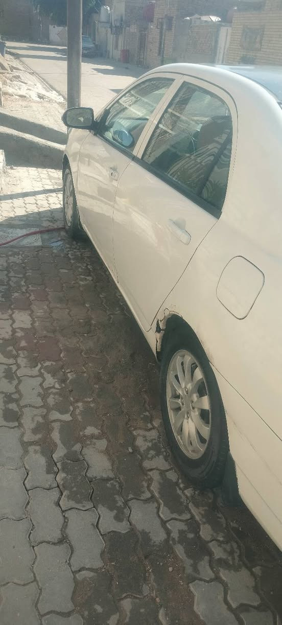 السلام عليكم بي وايدي جي ثري اوتوماتيك نضيفه تخم تاير مكينه 
جديده حداديه توني مسويه تبريد ثلج رقم انكليزي بسمي 
مكان السياره ناصرية سعر 47 وبيه مجال 
***********
