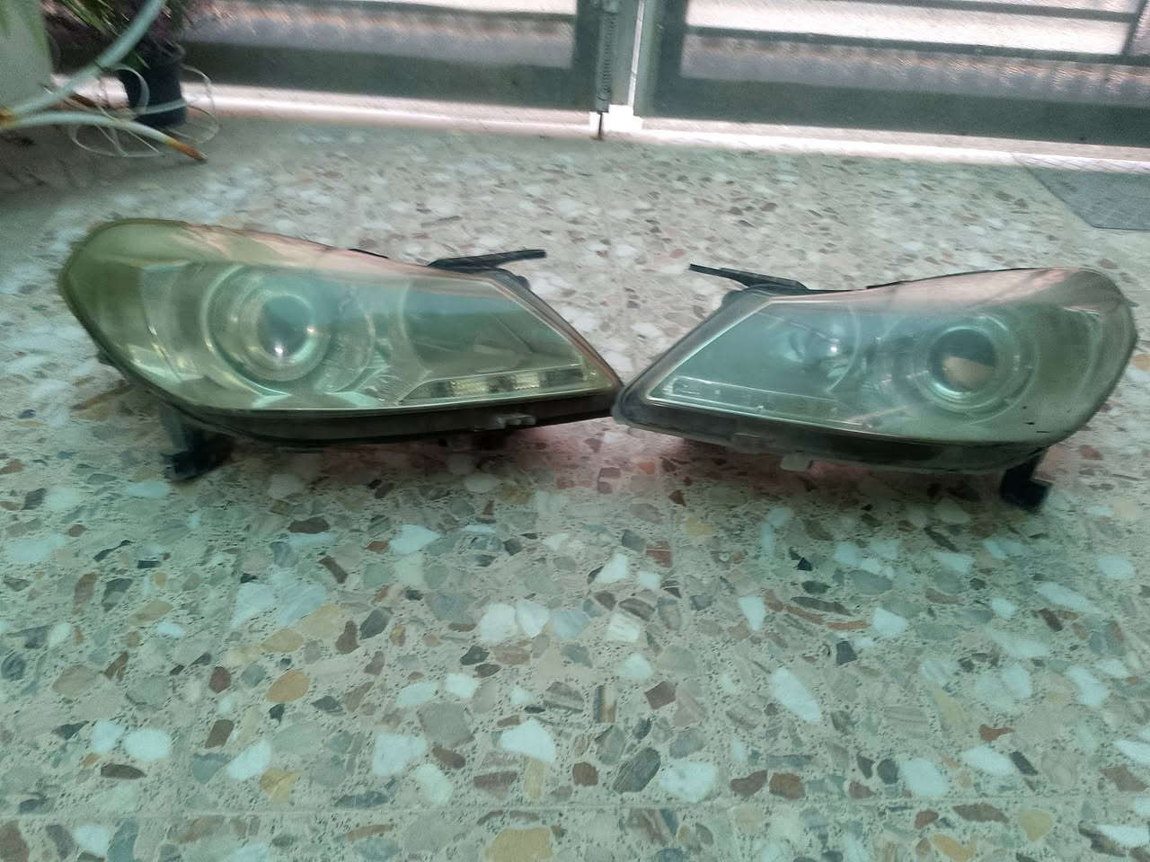 سلام عليكم مزدات بي وايدي جي ثري جدد شغالات بيهه زنون عالي السعر 30 الرقم *********** فقط واتساب
