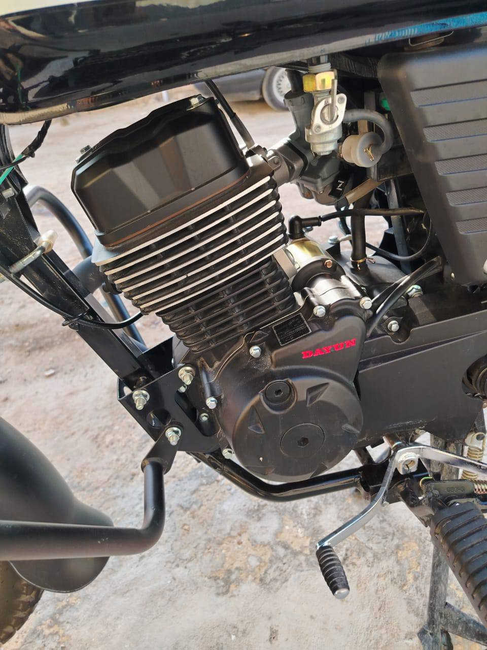 السلام عليكم دراجه دايون جبلي 2025كفاله عامه من كولشي *********** صاحب الدراجه هذا رقمه اوراق سكنر السعر مليون وسبعميه
