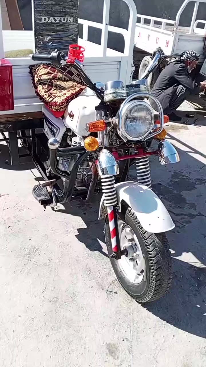 سلام عليكم ستوته للبيع موديل 21ستوته جاهزه ماذب عليه ربع مكاني رفاعي للستفسار علا  رقم ***********
