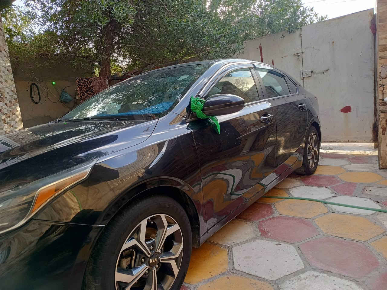 اسلام عليكم كية فورتي 19
رقم شمالي كفالة عامة من الصبغ 
ولتبديل بيهة حالوب وبدون حادث مكان السيارة بغداد 

المواصفات 

1- مثبت سرعه 

2- رادار امامي 

3- سياقه ذاتيه 

4- تحديد مسار 

5- كامره دواره  

6- فول تحكمات استيرن 

7- كير مكينه مكفولات 

8- كير AT 

9-تبريد شغال 

10- تدفئه شغاله

11-شاشه كاربلي 

12- مانع انزلاق 

13- تحذير سرقه 

سياره ماشيه 115 سوناره موجود 

متواجد فقط اتصال 

الرقم ***********
السعر 128
