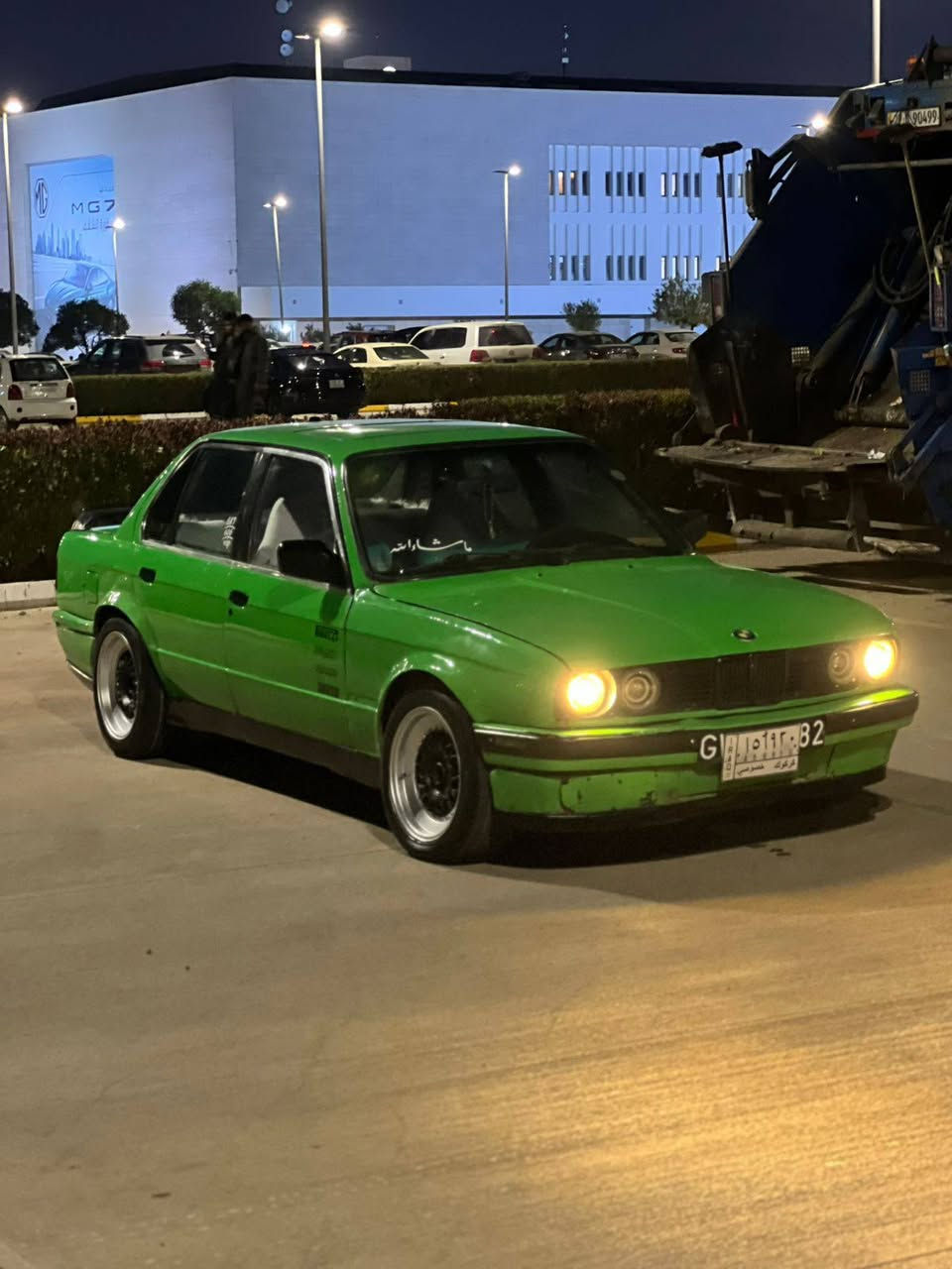 سلاو زعرا بو فروشتت
مه کینه 520گیرعادی 
ره قه م که رکوک به شرت ته حویل غراميش به شرت 
شوین هه و لیر 
چاملغي پيشوا لاي سايق كه ميك ناوي گرتيه باقي دي ليدراني نييه 
كوشين سپورت سوكان momo 
گیرمه کینه بی عیبه 
سعری 35مه جال 
***********
