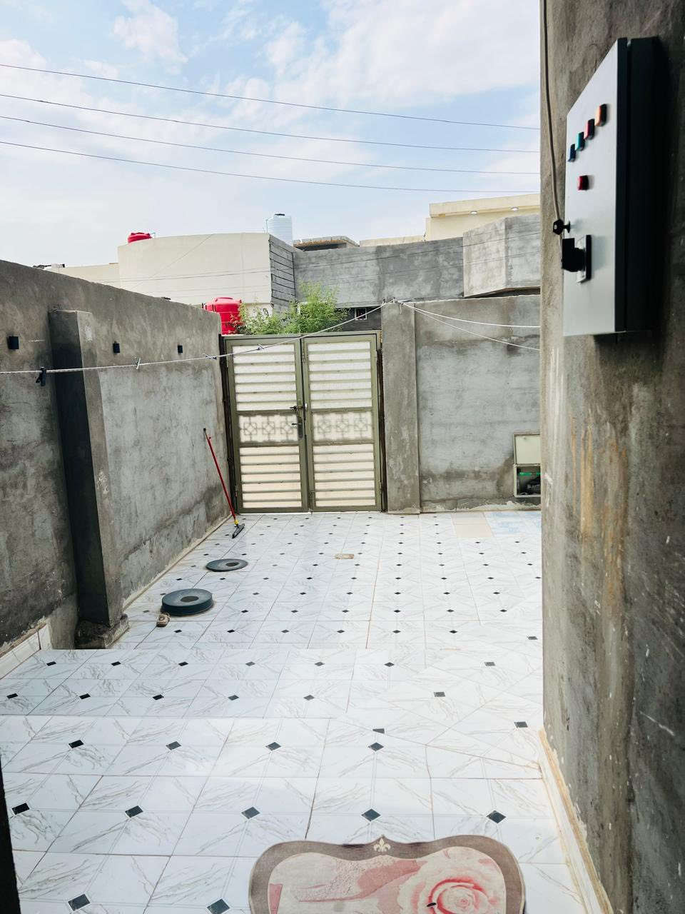 بيت زراعي للبيع المساحه 164متر الموقع الزبير منطقة المنسيه للاستفسار***********
