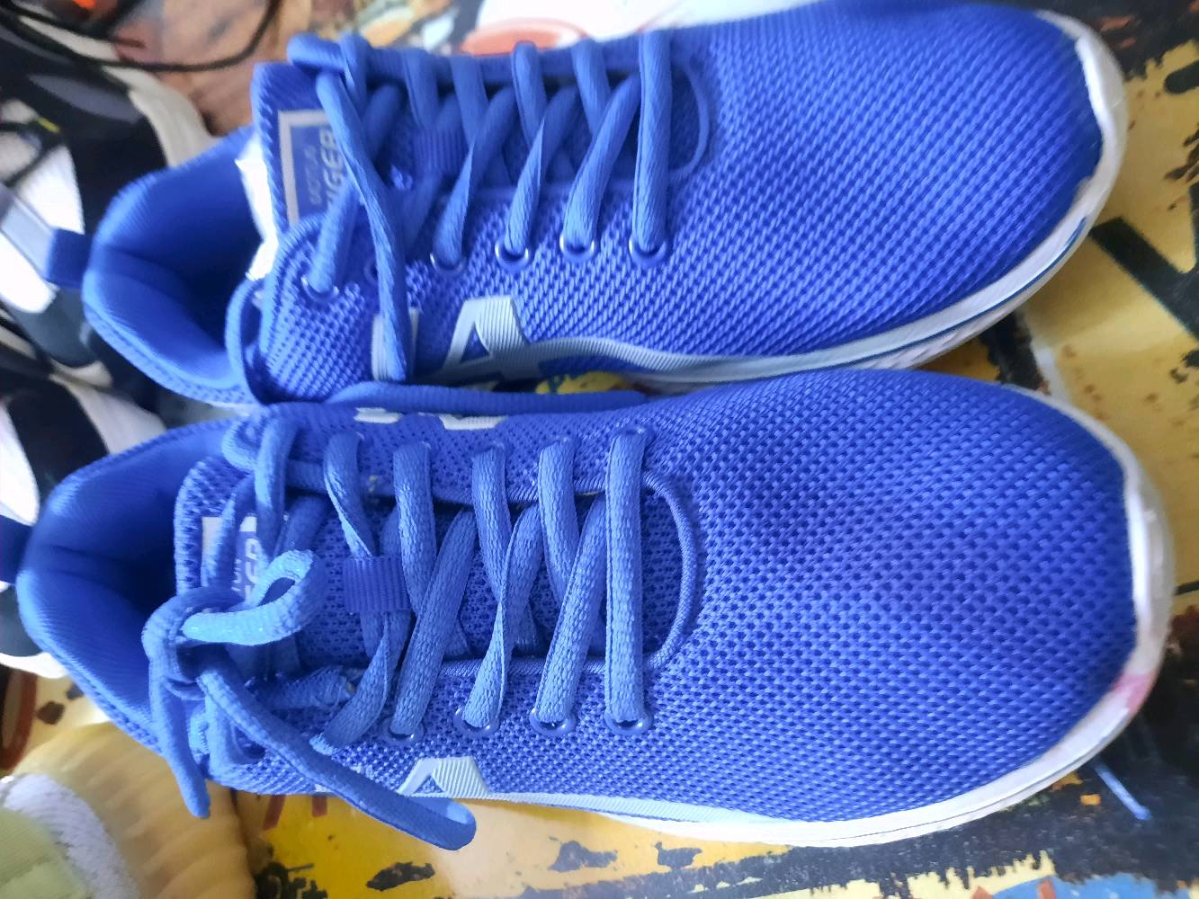 احذية بالة العدد ١٧ الصور بس ١٠ مشكلة التطبيق ما اكدر أضيف البقيه الجودة عالية بيع شلعه السعر ١٢٠ الف 