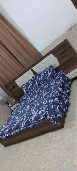 غرفه تركي 7 قطع
نضيفه اي ضرر مابيها 
مكانها الخالص ..عرب شوكه 
للاستفار الاتصال ع ***********
